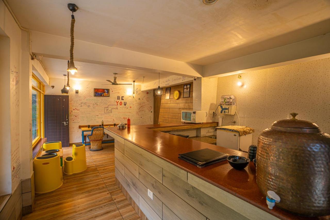 The Hosteller Mussoorie By The Streamside, Kempty Esterno foto