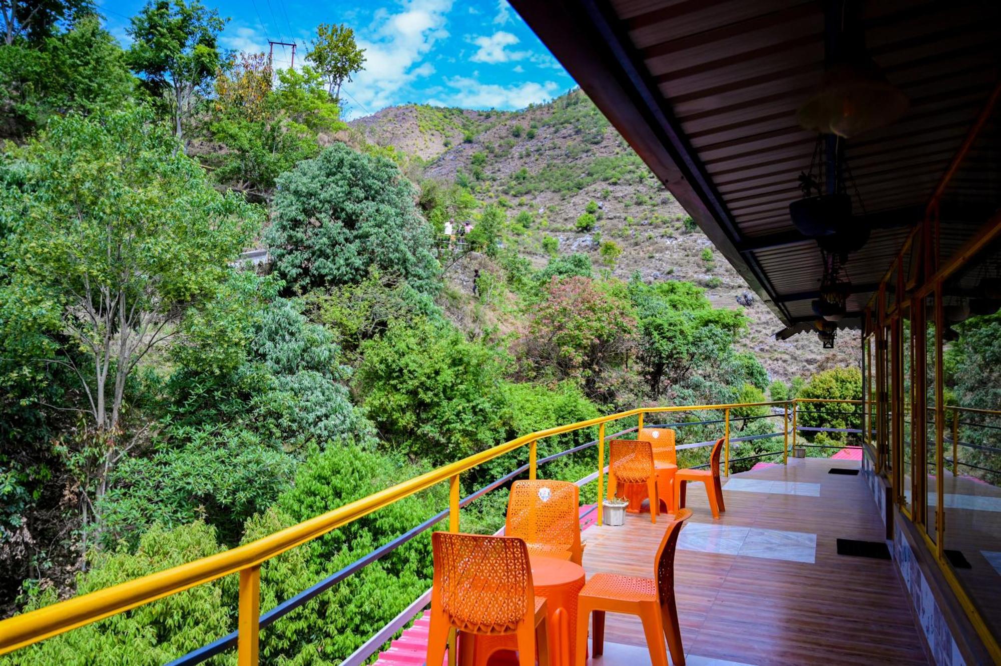 The Hosteller Mussoorie By The Streamside, Kempty Esterno foto