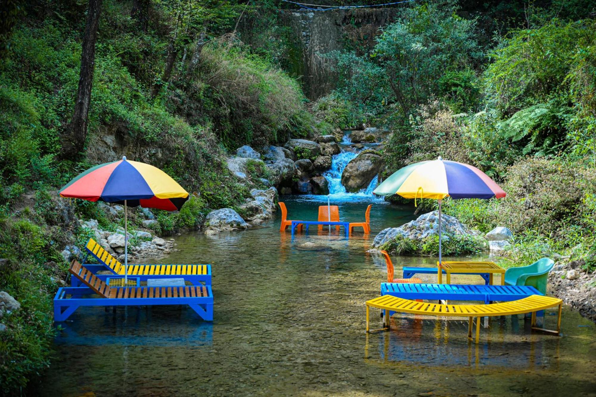 The Hosteller Mussoorie By The Streamside, Kempty Esterno foto