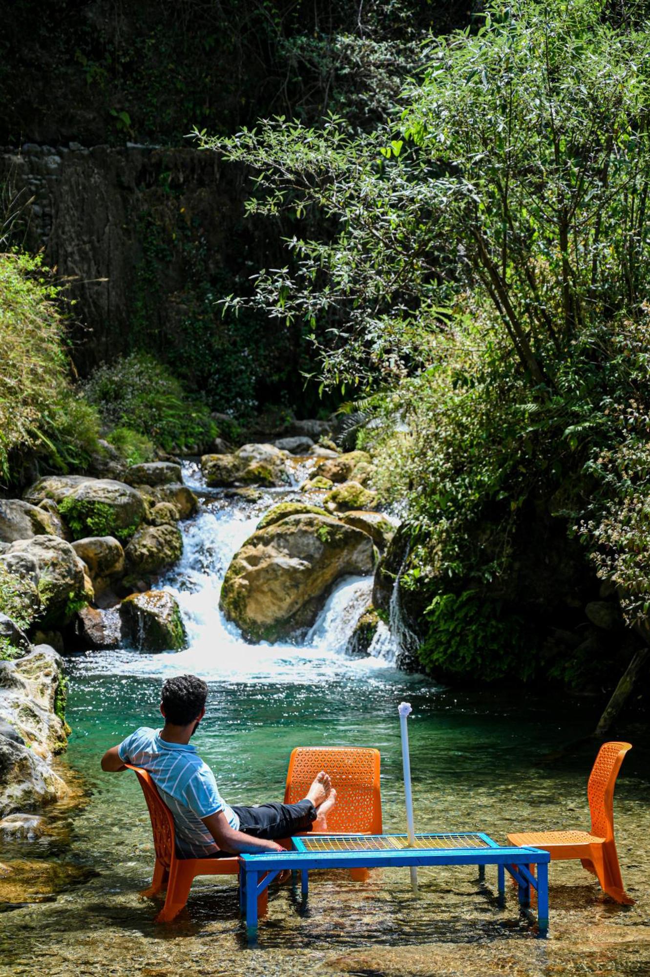 The Hosteller Mussoorie By The Streamside, Kempty Esterno foto